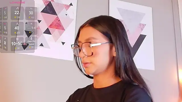 Snapshot of ThinPrincesss chatting on February 21, 2026, 12:51 pm ThinPrincesss online show from February 21, 2026, 12:51 pm