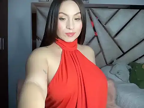 Snapshot of EmmaAlbaxx chatting on February 6, 2026, 12:50 am EmmaAlbaxx online show from February 6, 2026, 12:50 am