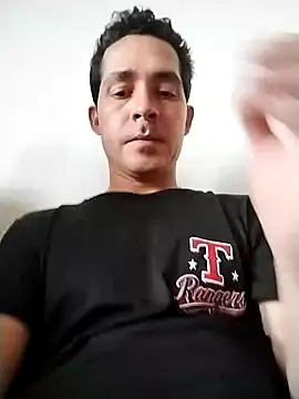 Snapshot of Santiago_vnz chatting on March 3, 2026, 9:55 pm Santiago vnz online show from March 3, 2026, 9:55 pm