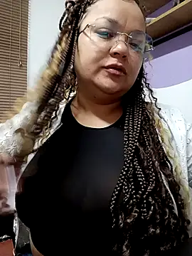 Snapshot of SweettSin chatting on February 20, 2026, 10:50 am SweettSin online show from February 20, 2026, 10:50 am