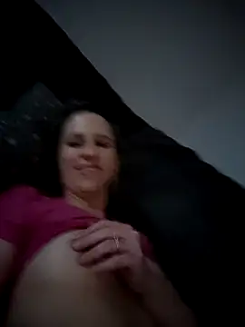 Snapshot of sexyymeli chatting on April 3, 2026, 1:39 pm sexyymeli online show from April 3, 2026, 1:39 pm