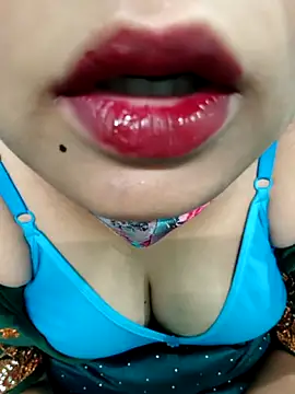 Tamilkannadacouple online show from February 24, 2026, 4:46 am