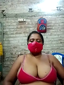 Snapshot of Puja_9999 chatting on July 16, 2026, 5:32 pm Puja 9999 online show from July 16, 2026, 5:32 pm