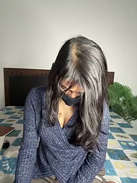 KavyaCurves online show from February 9, 2026, 1:09 pm