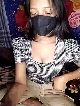 Naina-hott online show from February 7, 2026, 8:06 pm