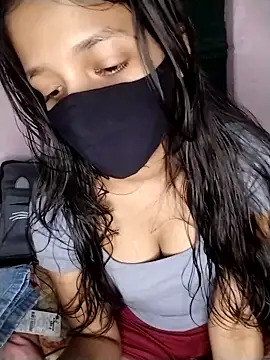 Naina-hott online show from March 20, 2026, 7:04 pm