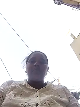 Andra Ammai online show from April 15, 2026, 2:28 am