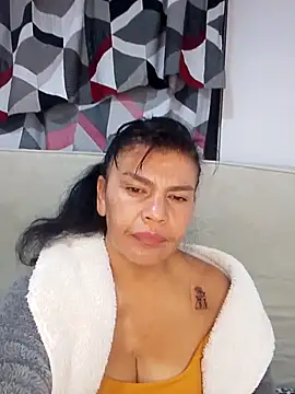 jennifer 0717 online show from April 1, 2026, 3:52 am