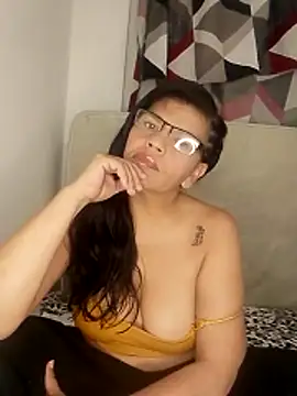 jennifer 0717 online show from April 3, 2026, 2:18 am