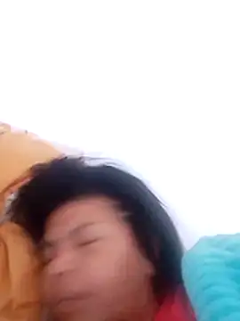 jennifer 0717 online show from April 16, 2026, 5:57 pm