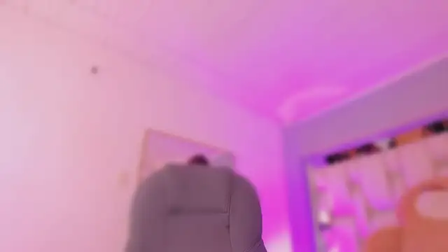 AishaKassandra online show from April 13, 2026, 11:36 am