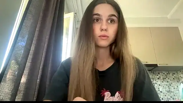 Snapshot of LovelySilk_63 chatting on July 26, 2026, 7:26 am LovelySilk 63 online show from July 26, 2026, 7:26 am