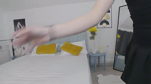 Snapshot of AmalliaJade chatting on February 10, 2026, 5:45 pm AmalliaJade online show from February 10, 2026, 5:45 pm