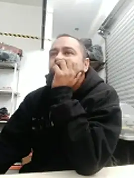 OMARMEX1 online show from April 10, 2026, 3:41 pm