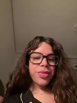 Brigitte01 online show from April 13, 2026, 9:52 pm