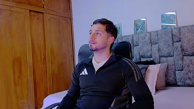 Snapshot of NICK_MOSS_ chatting on February 21, 2026, 11:12 am NICK MOSS online show from February 21, 2026, 11:12 am