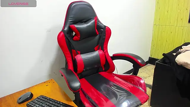 peachy hot online show from April 5, 2026, 4:41 am