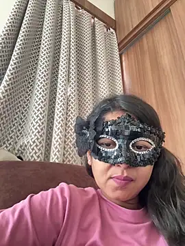Snapshot of raavigirl chatting on May 16, 2026, 6:34 am raavigirl online show from May 16, 2026, 6:34 am