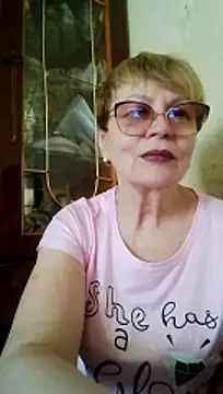 Snapshot of SophieBurns chatting on June 20, 2026, 9:58 am SophieBurns online show from June 20, 2026, 9:58 am