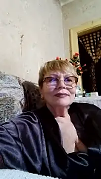 Snapshot of SophieBurns chatting on June 24, 2026, 10:18 pm SophieBurns online show from June 24, 2026, 10:18 pm