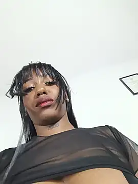 Snapshot of AnnieWestley chatting on July 17, 2026, 9:01 pm AnnieWestley online show from July 17, 2026, 9:01 pm