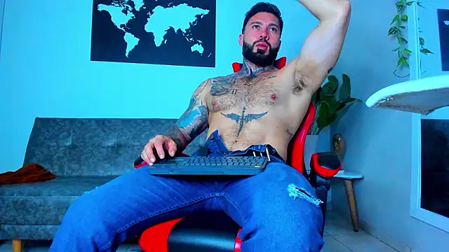 Snapshot of Alessrose chatting on February 16, 2026, 7:45 pm Alessrose online show from February 16, 2026, 7:45 pm