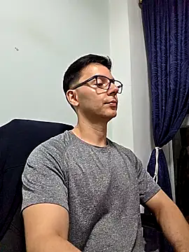 Snapshot of Coddy_maxx69 chatting on February 28, 2026, 2:44 am Coddy maxx69 online show from February 28, 2026, 2:44 am