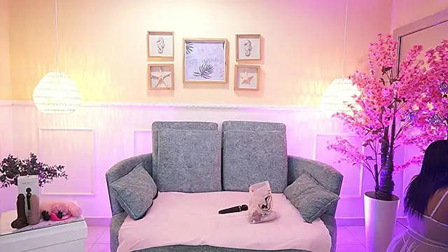 ElectraJonesX online show from February 14, 2026, 11:32 am