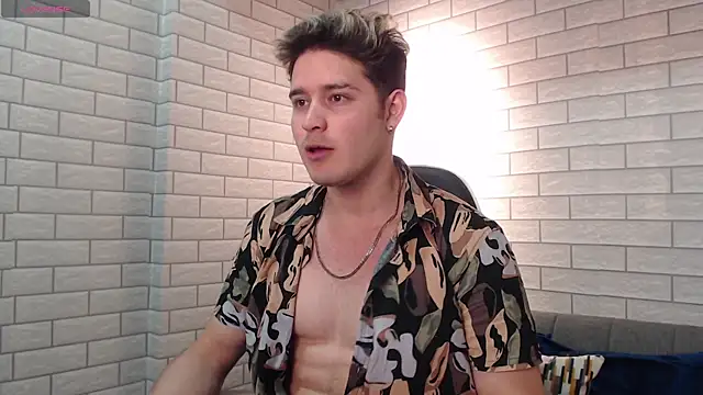 Snapshot of rayan_linxx chatting on February 27, 2026, 7:46 pm rayan linxx online show from February 27, 2026, 7:46 pm