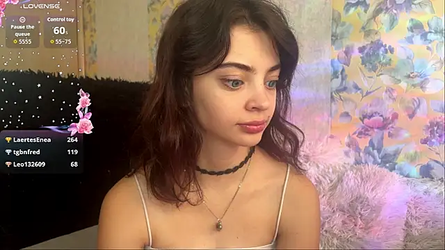 Snapshot of CassyVixen chatting on July 17, 2026, 3:09 pm CassyVixen online show from July 17, 2026, 3:09 pm