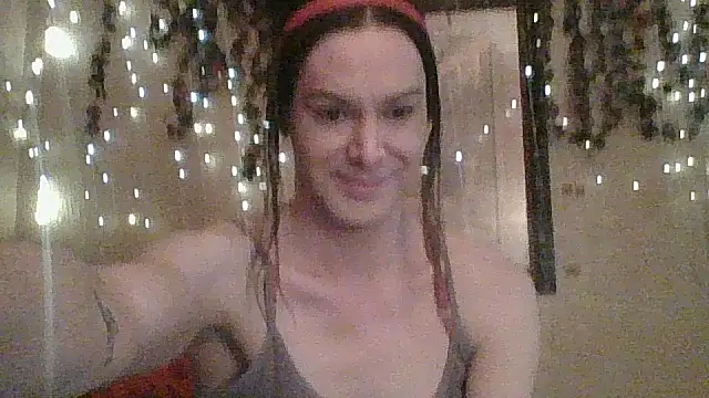 Snapshot of sillymillie4 chatting on February 5, 2026, 11:11 pm sillymillie4 online show from February 5, 2026, 11:11 pm