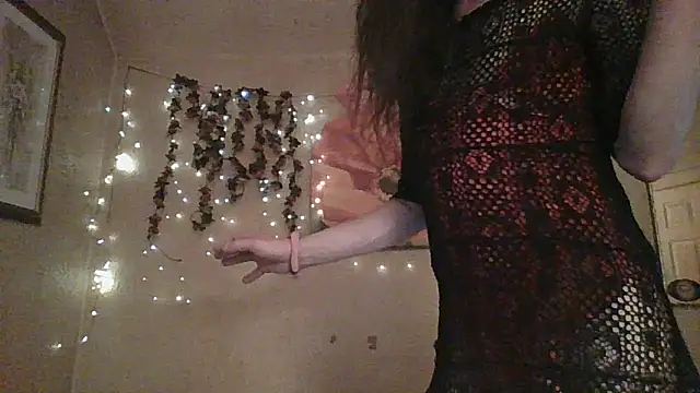 Snapshot of sillymillie4 chatting on May 29, 2026, 2:28 am sillymillie4 online show from May 29, 2026, 2:28 am