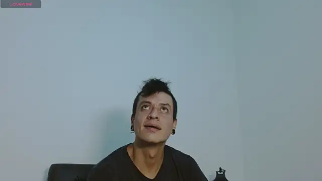 SkinnyDevil12 online show from February 15, 2026, 3:29 am