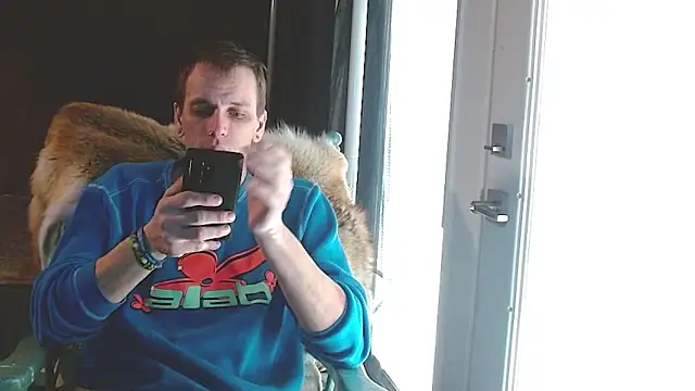 cguffey2284 online show from March 28, 2026, 11:17 pm