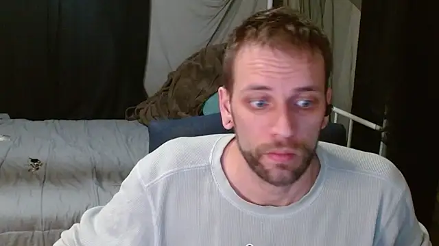 Snapshot of cguffey2284 chatting on February 19, 2026, 3:25 am cguffey2284 online show from February 19, 2026, 3:25 am