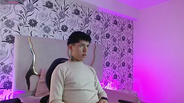 estefan tay online show from March 3, 2026, 2:40 am