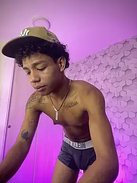 Snapshot of 777_dmz_ chatting on February 21, 2026, 5:48 pm 777 dmz online show from February 21, 2026, 5:48 pm