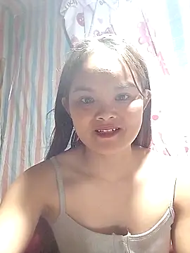 Snapshot of Luminana chatting on February 16, 2026, 2:43 am Luminana online show from February 16, 2026, 2:43 am