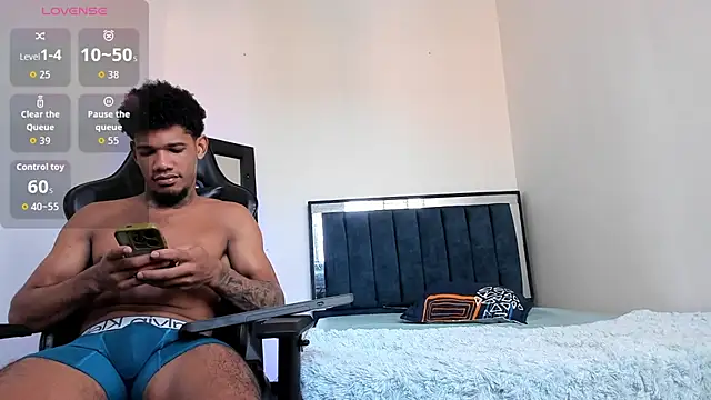 Snapshot of Nehemiaa_boy chatting on March 3, 2026, 9:00 pm Nehemiaa boy online show from March 3, 2026, 9:00 pm