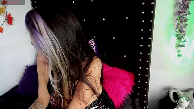 Snapshot of Midory_6 chatting on February 25, 2026, 8:30 pm Midory 6 online show from February 25, 2026, 8:30 pm