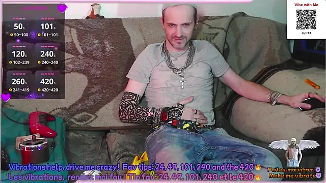 SwatRocShy online show from April 18, 2026, 6:16 am