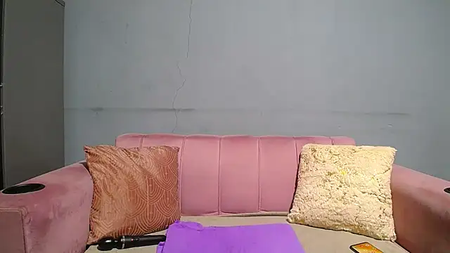 Snapshot of SEXYBUSTYEBONYXX chatting on March 10, 2026, 6:28 am SEXYBUSTYEBONYXX online show from March 10, 2026, 6:28 am