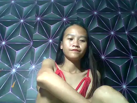 Yourlilpinayy online show from March 8, 2026, 10:35 pm