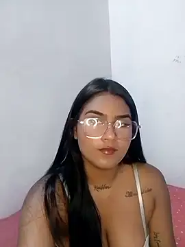 Snapshot of Zoe_Renata chatting on February 10, 2026, 12:15 pm Zoe Renata online show from February 10, 2026, 12:15 pm