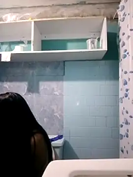 Zoe Renata online show from April 3, 2026, 10:11 am