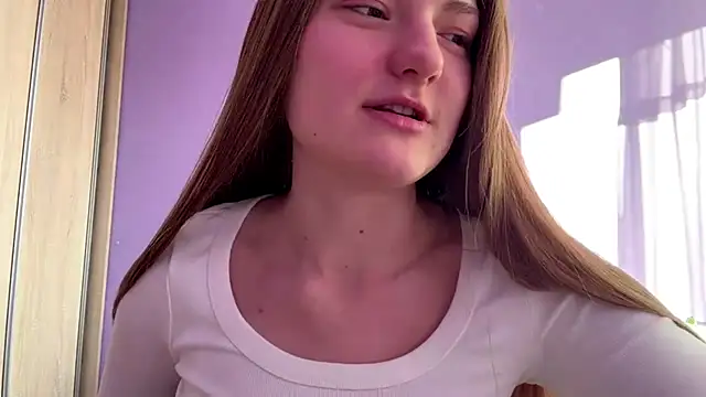 Snapshot of Milayouknow chatting on March 3, 2026, 7:26 am Milayouknow online show from March 3, 2026, 7:26 am