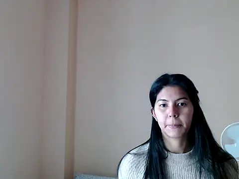 Snapshot of ZeforAitanna chatting on February 8, 2026, 2:48 pm ZeforAitanna online show from February 8, 2026, 2:48 pm