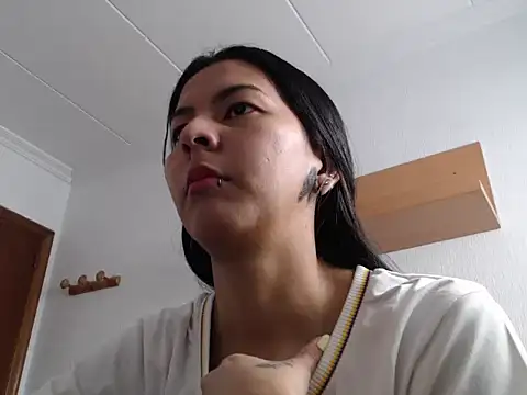 Snapshot of ZeforAitanna chatting on February 19, 2026, 11:18 am ZeforAitanna online show from February 19, 2026, 11:18 am