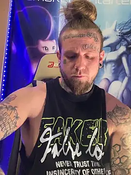 Smokebluntafterblunt online show from February 10, 2026, 3:27 am