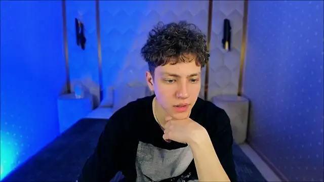 StefanBev online show from February 16, 2026, 7:45 pm